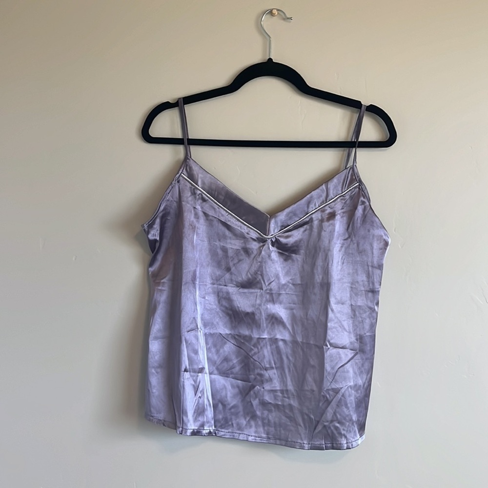 NWOT Revolve | Lovers + Friends Madison PJ Set | Lilac | Size XL - Picture 3 of 6